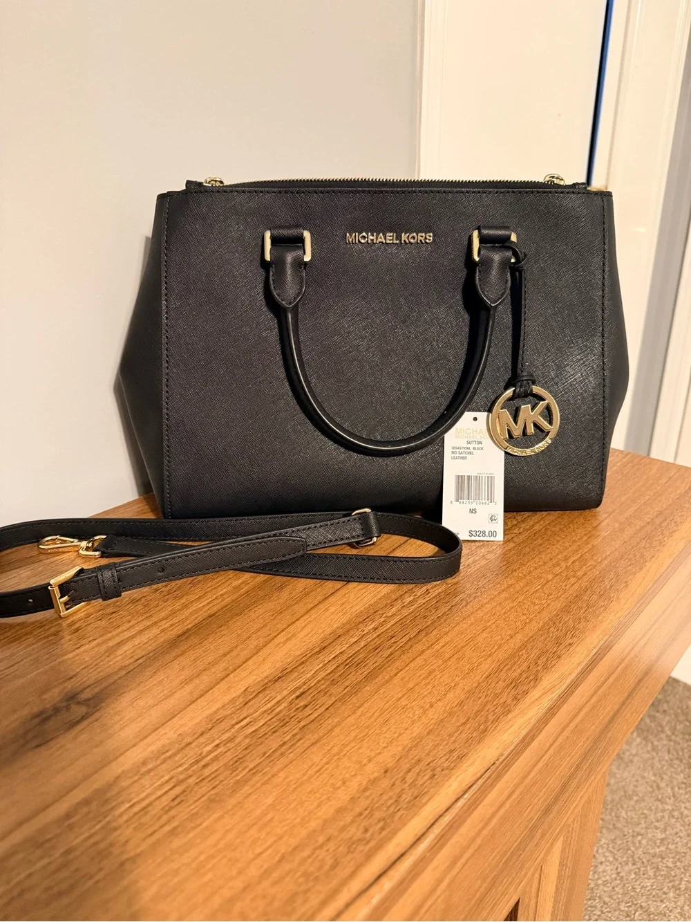 Michael Kors Sutton Medium Satchel